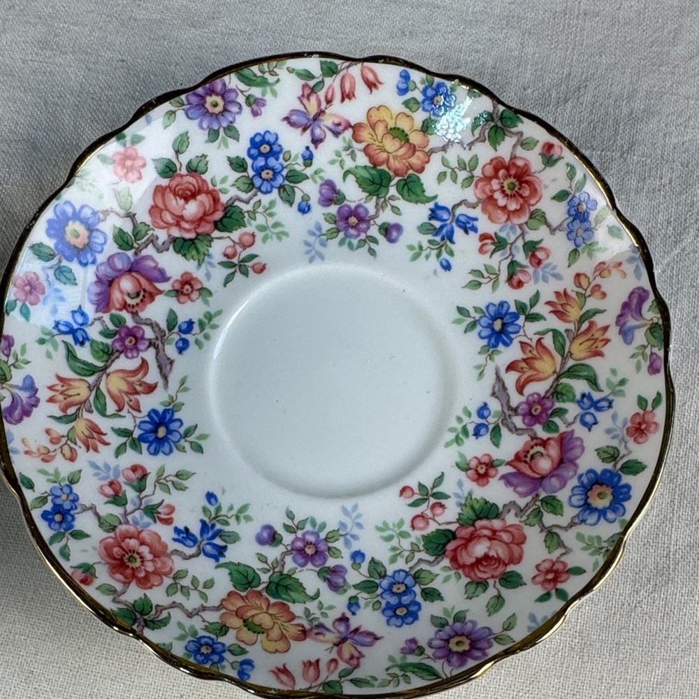 Crown Staffordshire Springtime Pattern Floral Bone China Teacup and Saucer Set - Picture 3 of 10